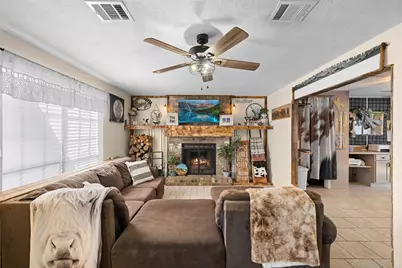 2098 Cedar Creek Road, Hearne, TX 77859 - Photo 14