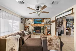 2098 Cedar Creek Rd, Hearne, TX 77859 - Photo 14