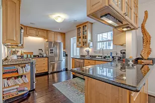 520 W 30th St, Houston, TX 77018 - Photo 12