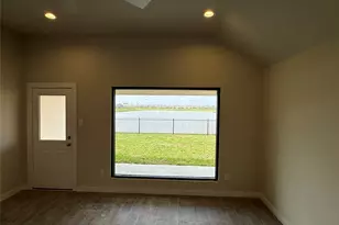 8742 Mallow Rose Wy, Rosharon, TX 77583 - Photo 2