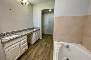 300 Hargett St, Clute, TX 77531 - Photo 20