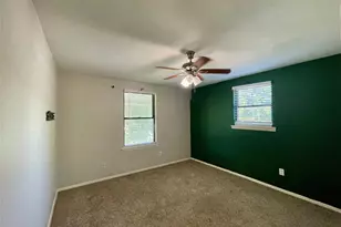 300 Hargett St, Clute, TX 77531 - Photo 28