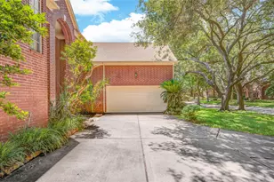 16 Treverstone Ct, Sugar Land, TX 77479 - Photo 44