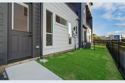 3030 Lamar Street, Houston, TX 77003 - Photo 32