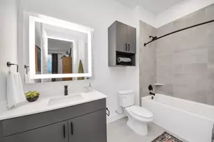 15635 Memorial Dr, Houston, TX 77079 - Photo 24