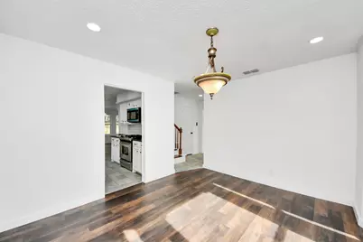 616 S Rivershire Drive, Conroe, TX 77304 - Photo 4