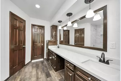616 S Rivershire Drive, Conroe, TX 77304 - Photo 28