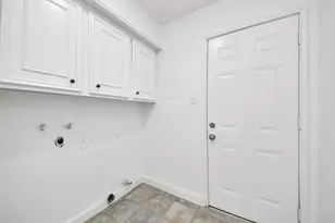 616 S Rivershire Dr, Conroe, TX 77304 - Photo 14