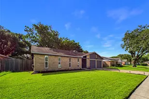 12707 Corning Dr, Houston, TX 77089 - Photo 4