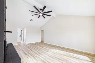 12707 Corning Dr, Houston, TX 77089 - Photo 14