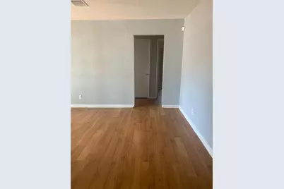 5818 Westover Street, Houston, TX 77033 - Photo 10