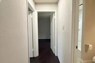 9383 Pagewood Ln, Houston, TX 77063 - Photo 16