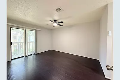 9383 Pagewood Lane, Houston, TX 77063 - Photo 20