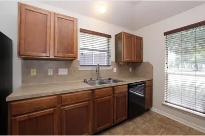 19114 Hemington Circle, Tomball, TX 77375 - Photo 6