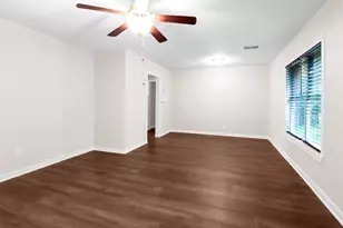 1606 W Humble St, Baytown, TX 77520 - Photo 2