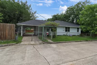1606 W Humble Street, Baytown, TX 77520 - Photo 1