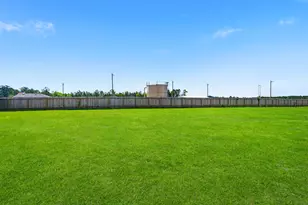 12246 Shield Crest Ct, Willis, TX 77378 - Photo 4
