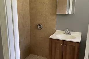 9211 N Green River Dr Dr, Houston, TX 77078 - Photo 6
