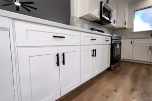 21710 Nickerton Ln, Spring, TX 77388 - Photo 10