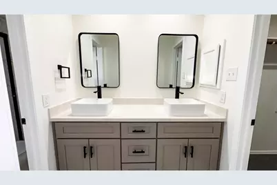 21710 Nickerton Ln, Spring, TX 77388 - Photo 14