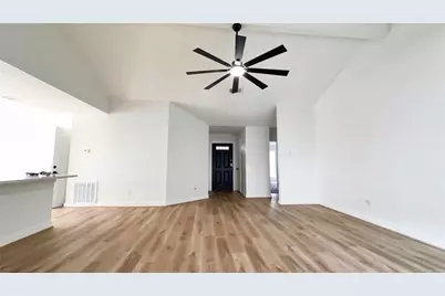 21710 Nickerton Ln, Spring, TX 77388 - Photo 6