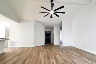 21710 Nickerton Ln, Spring, TX 77388 - Photo 6