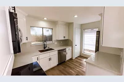 21710 Nickerton Ln, Spring, TX 77388 - Photo 8