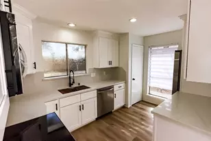 21710 Nickerton Ln, Spring, TX 77388 - Photo 8