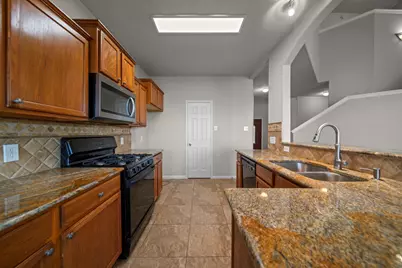 6047 Northcrest Village Way, Spring, TX 77388 - Photo 10