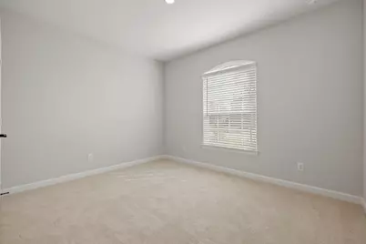 13601 Gaff Rig Drive, Texas City, TX 77510 - Photo 8
