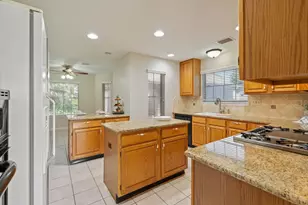 8602 Canyon Pine Dr, Spring, TX 77379 - Photo 12