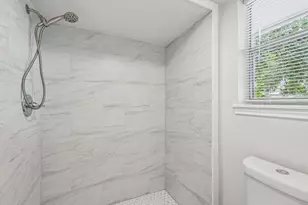 7110 Log View Dr, Houston, TX 77040 - Photo 22