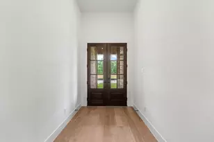 2501 Barton Creek Trail, Friendswood, TX 77546 - Photo 14