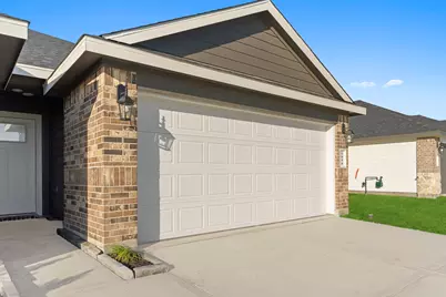 1519 Splashing Wave Drive, Iowa Colony, TX 77583 - Photo 2