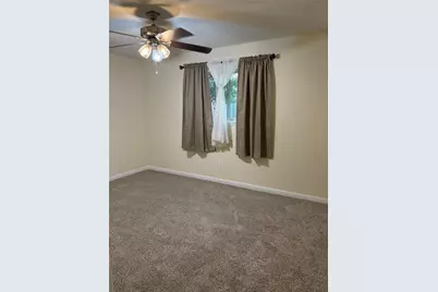 115 N Shirley Street, Alvin, TX 77511 - Photo 8