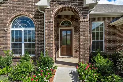 112 Dina Lane, Montgomery, TX 77356 - Photo 2