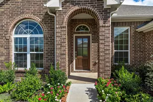 112 Dina Ln, Montgomery, TX 77356 - Photo 2