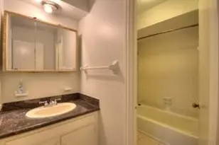 311 E 10th St, Houston, TX 77008 - Photo 32