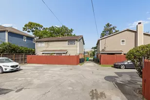 311 E 10th St, Houston, TX 77008 - Photo 14