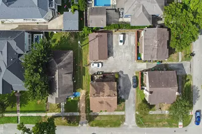 311 E 10th Street, Houston, TX 77008 - Photo 8
