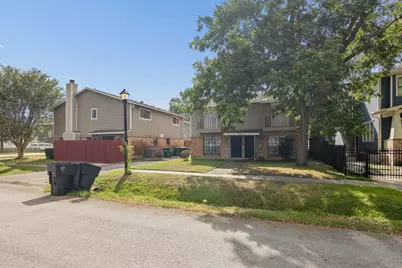 311 E 10th Street, Houston, TX 77008 - Photo 4
