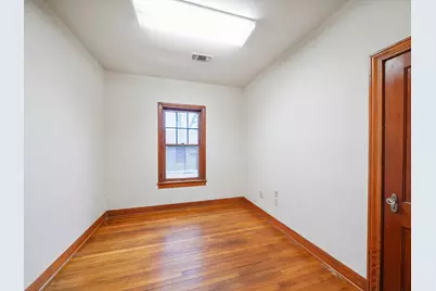 229 E Cedar Street, Angleton, TX 77515 - Photo 12