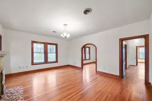 229 E Cedar St, Angleton, TX 77515 - Photo 10