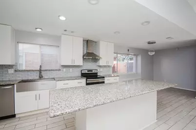 2308 Gunston Ct, Sugar Land, TX 77478 - Photo 8