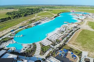 3006 Floating Barque Dr, Santa Fe, TX 77510 - Photo 32