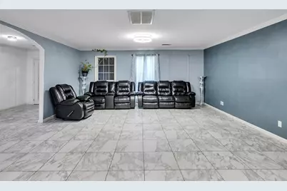 7923 Glenview Drive, Houston, TX 77061 - Photo 8