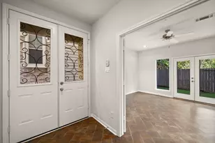 1726 Stacy Falls, Houston, TX 77008 - Photo 4