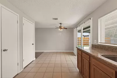 1806 Foxlake Dr, Houston, TX 77084 - Photo 22