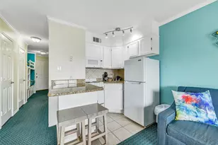 6102 Seawall Blvd, Galveston, TX 77551 - Photo 8