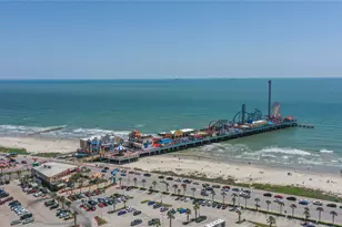 6102 Seawall Blvd, Galveston, TX 77551 - Photo 24